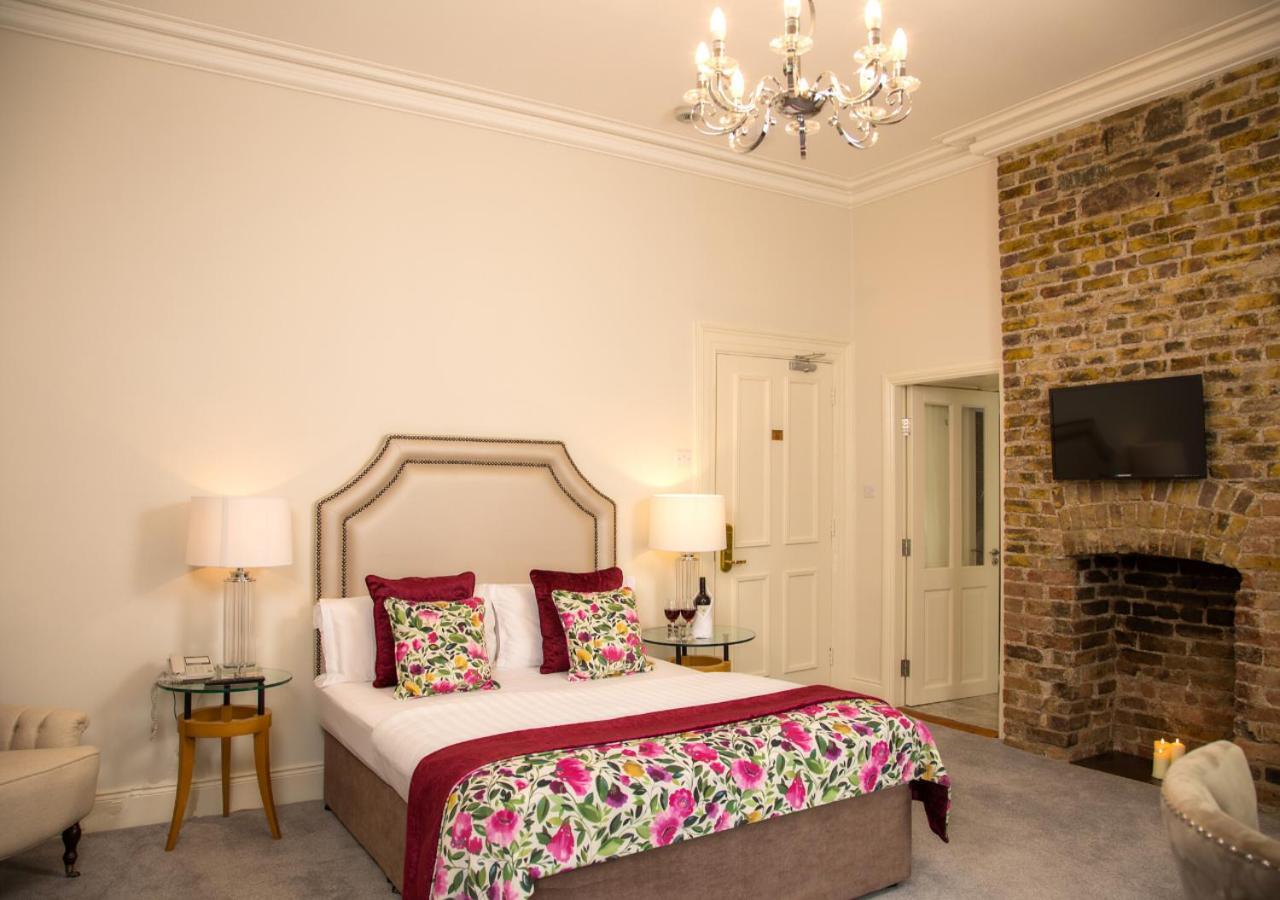 Cork'S Vienna Woods Hotel & Villas Екстер'єр фото